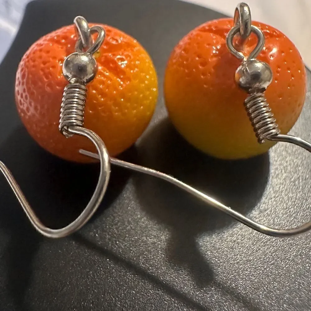 N/A orange women